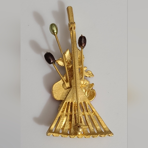 Vintage fall brooch pumpkin leaves fruits rake enamel estate vtg Thanksgiving - Picture 5 of 6